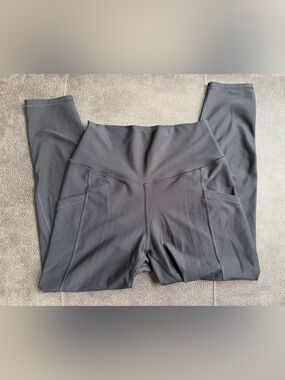 Abercrombie YPB sculptLUX Curve Love 7/8 Pocket Leggings